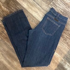 Cowgirl Tuff Jeans 32x37 Brand New Condition.